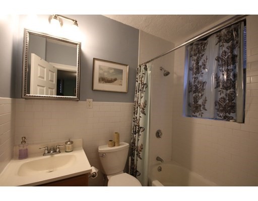 497 Beacon St, Back Bay