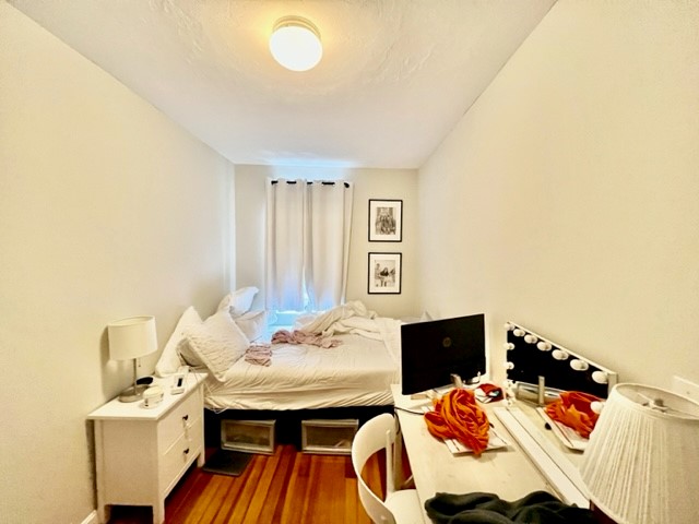 220 Hanover, North End