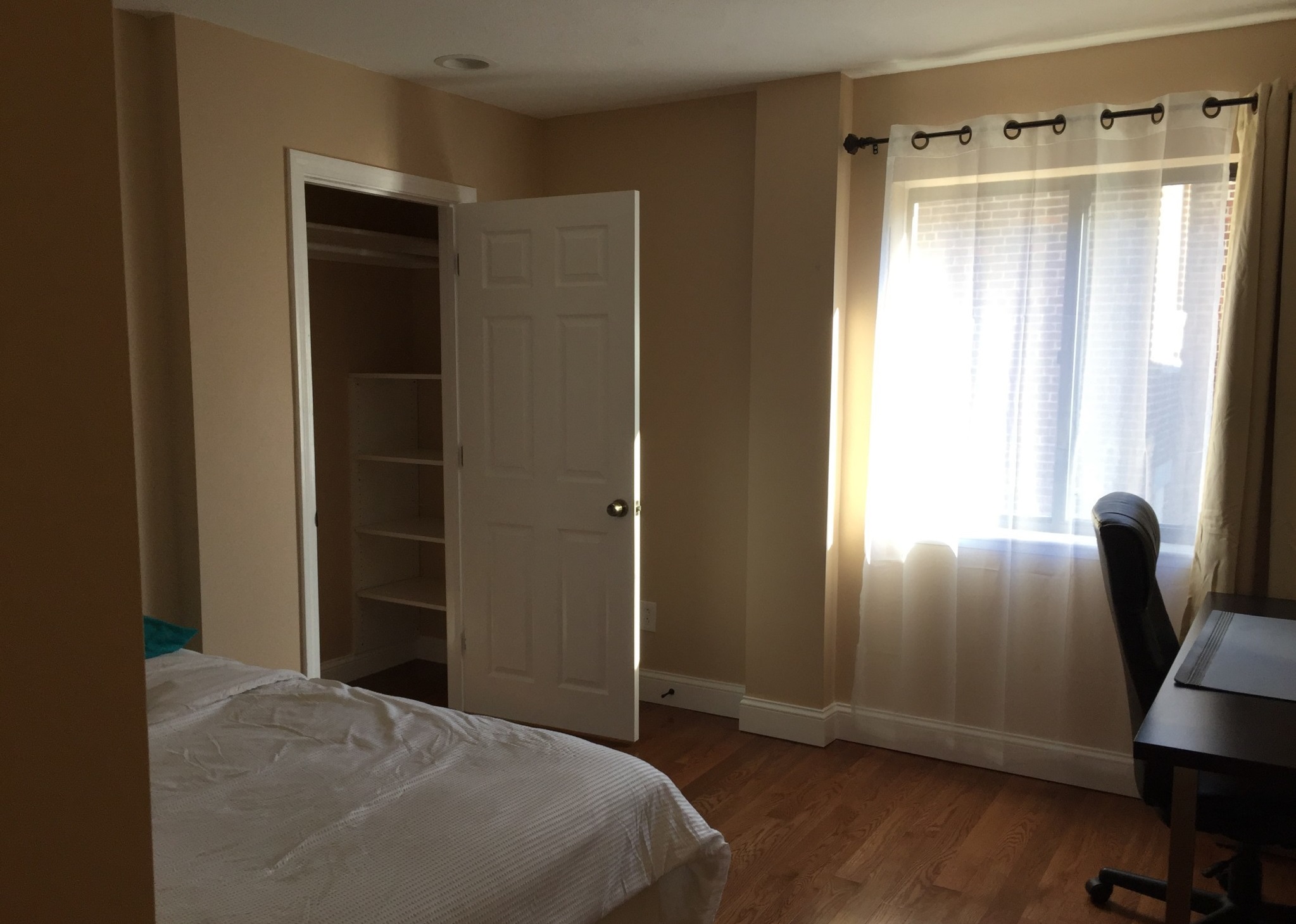 276 Chestnut Hill Ave, Brighton