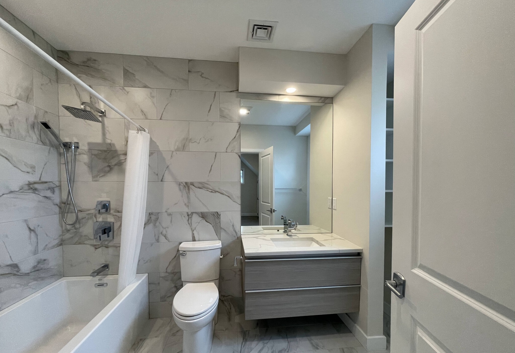 10 Emerson St, Ward Two