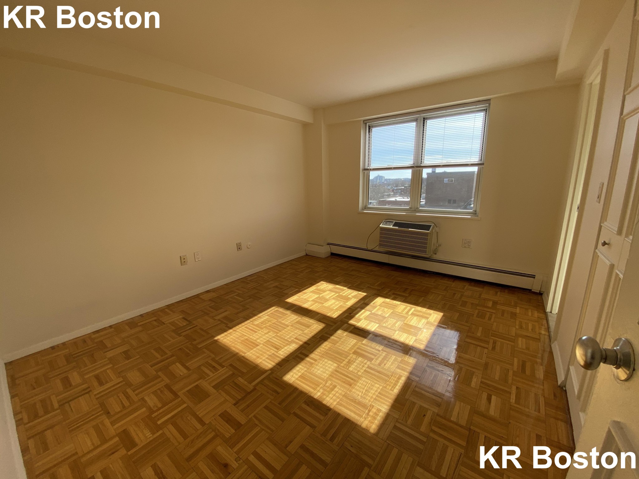 11 Manchester, Coolidge Corner