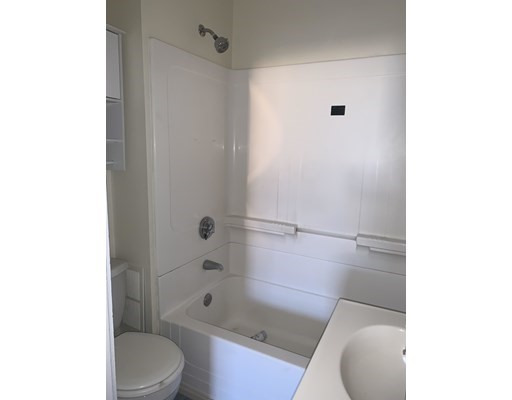 341 Cambridge St, East Cambridge