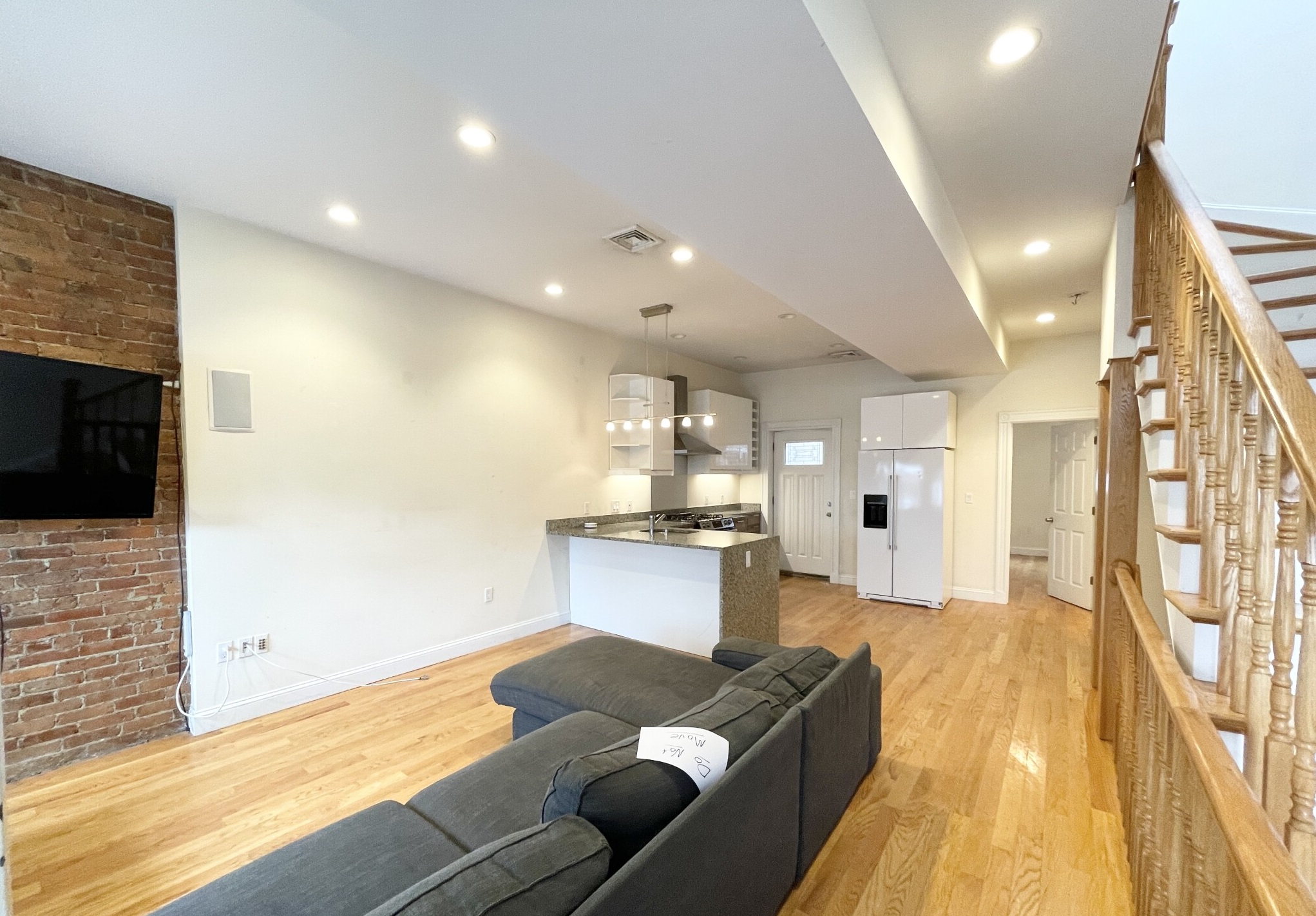 98 L St, South Boston