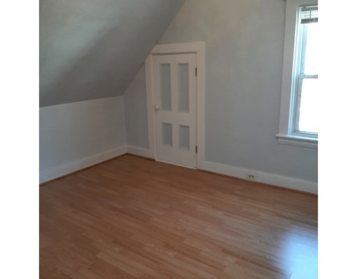 52 Harvest St, Dorchester