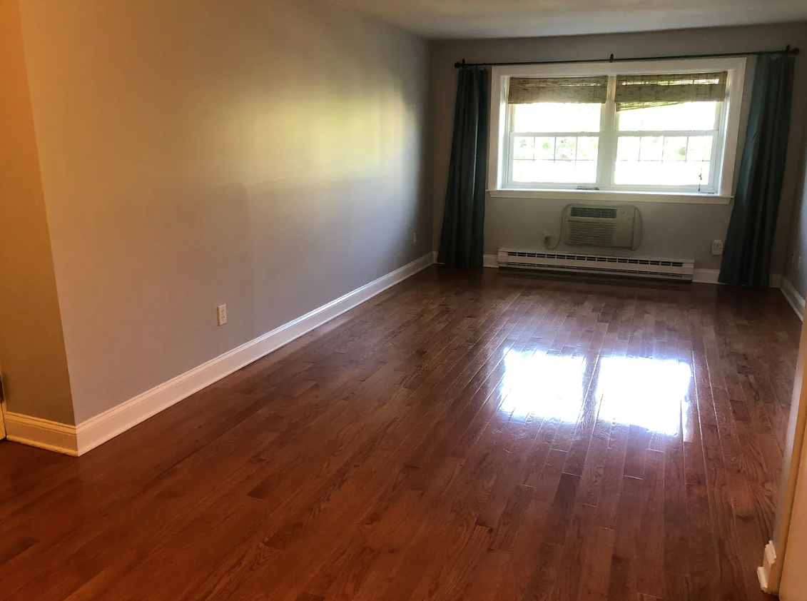 112 Sycamore St, Winter Hill