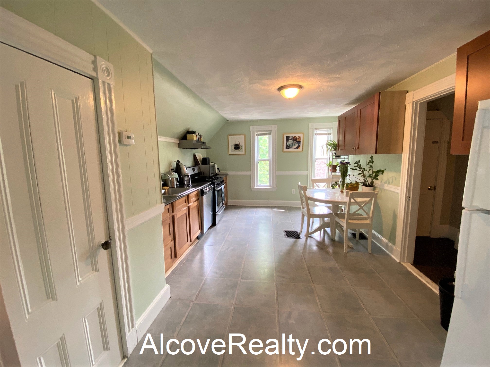 68 Richdale Ave, Neighborhood Nine