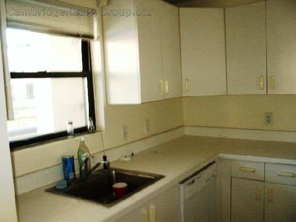 65 Riverside Ave, Glenwood