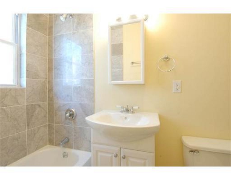 19 Park Hill Ave, Mission Hill