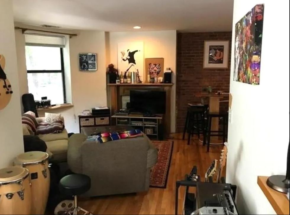 87 Gainsborough St, Fenway