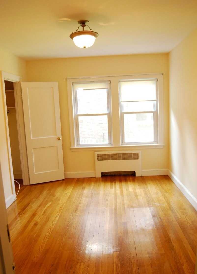 93 95 Undine, Brighton