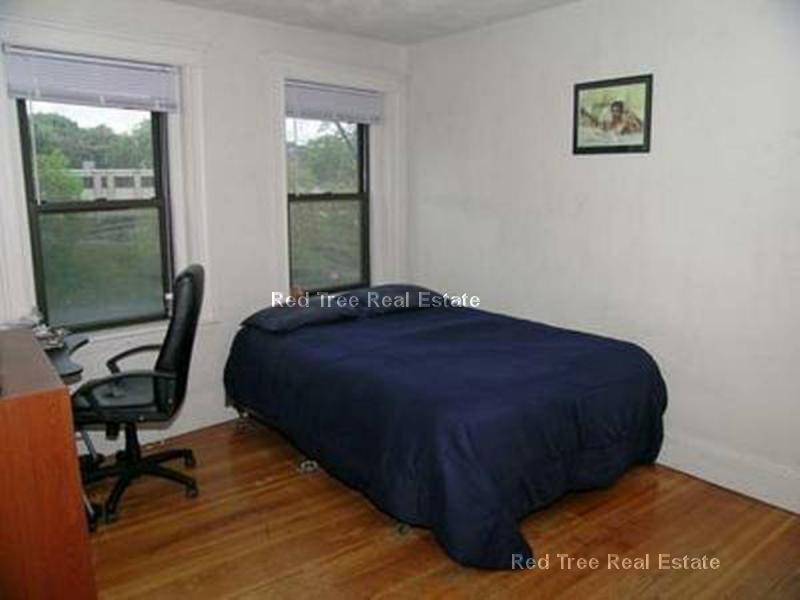 1474 Commonwealth Ave, Brighton