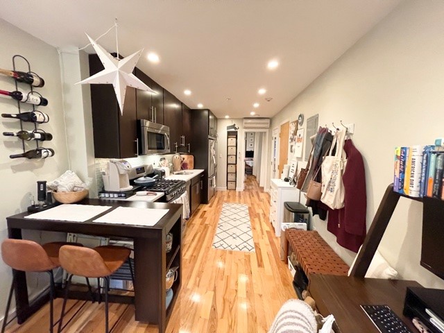 419 Hanover St, North End