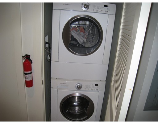 17 Otis St, East Cambridge