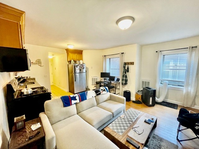 67 Salem St, North End