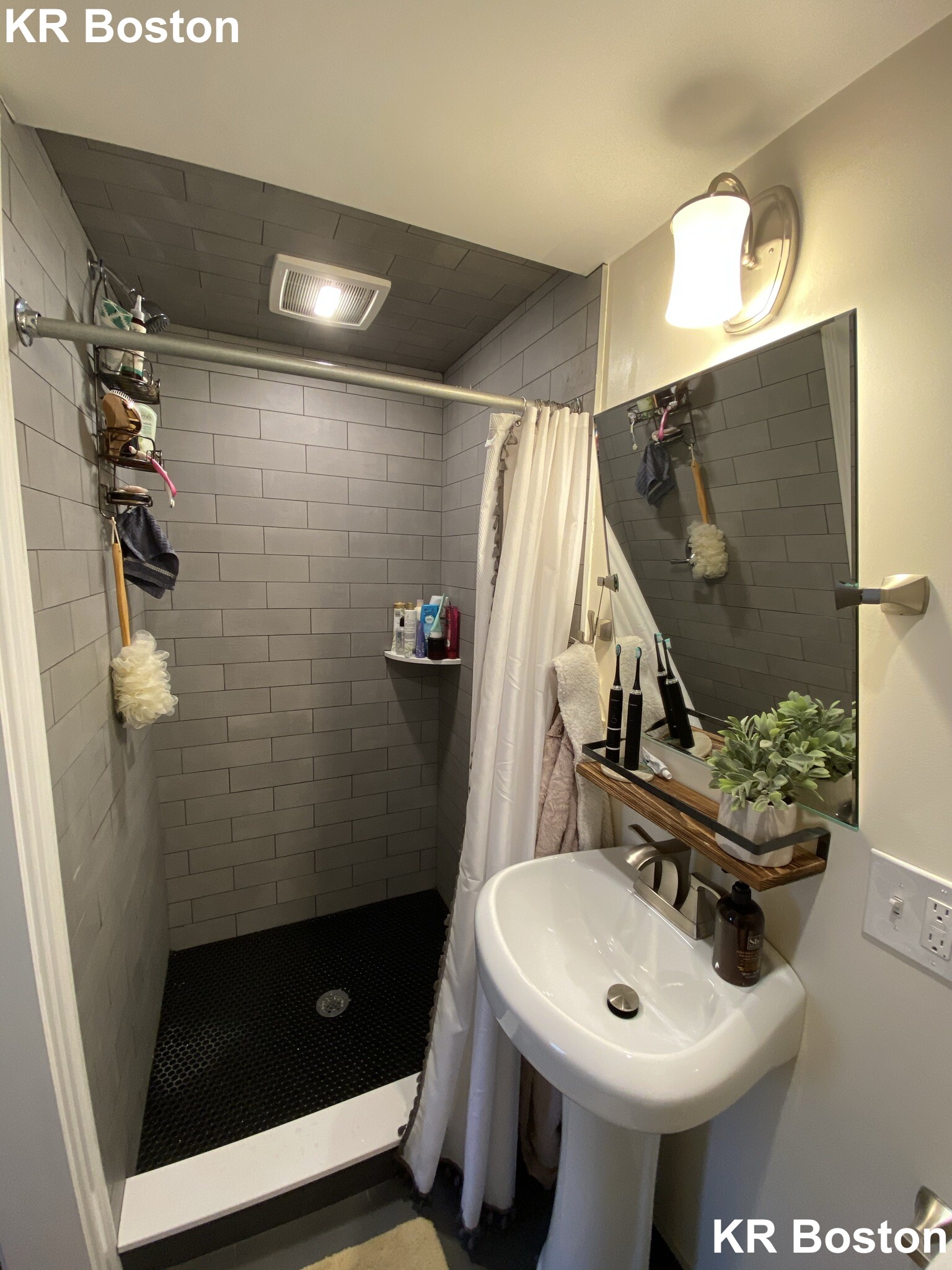 7 Fairbanks St, Brighton