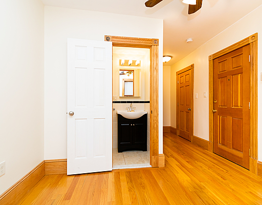 46 Garden St, Beacon Hill