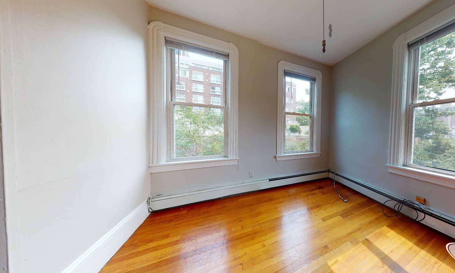 568 Green St, Mid Cambridge