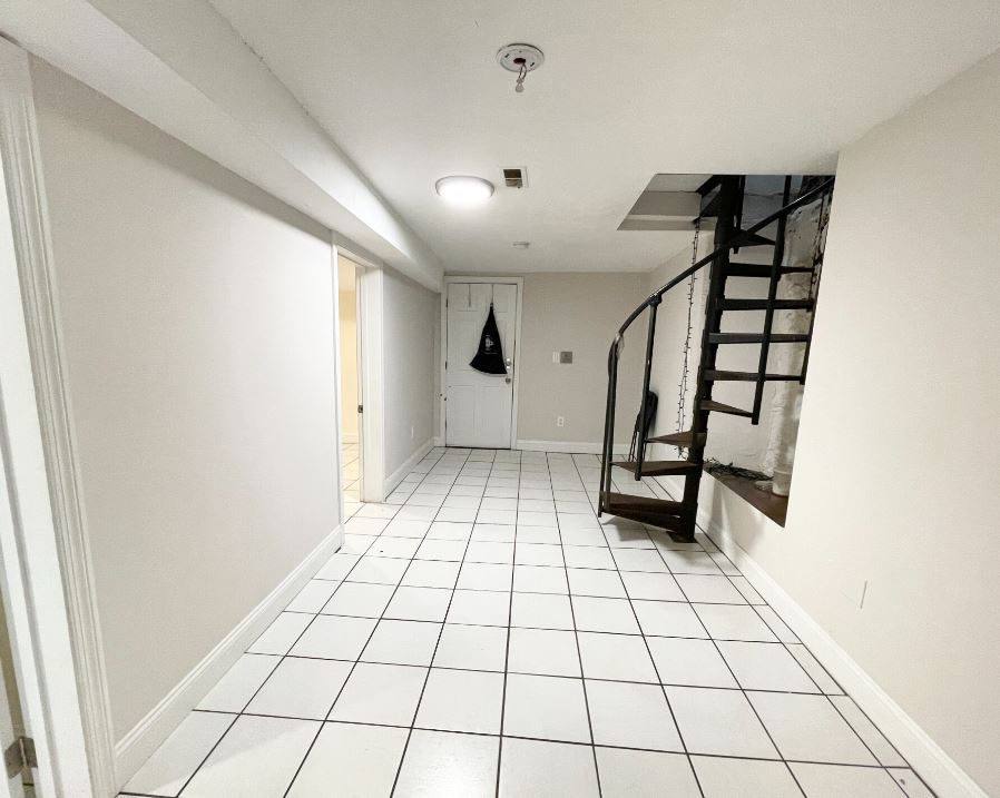 733 Parker St, Roxbury