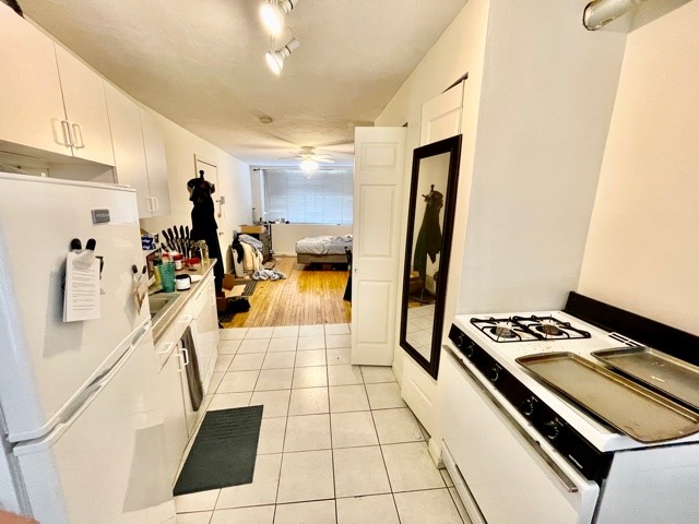 11 Charter St, North End