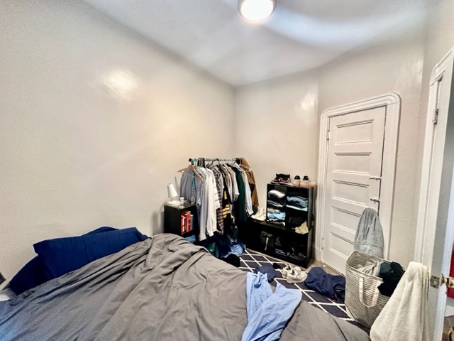 2612 Charter, North End