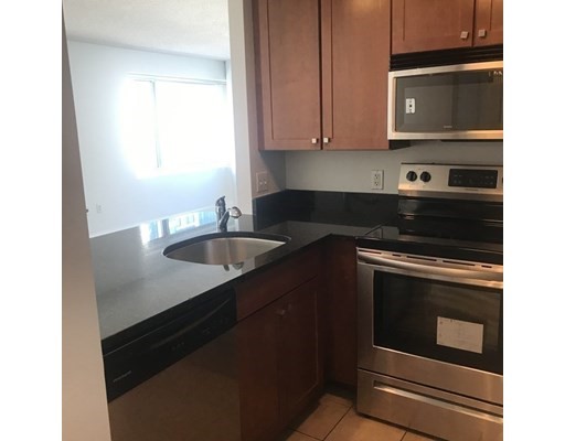 10 Museum Way, East Cambridge