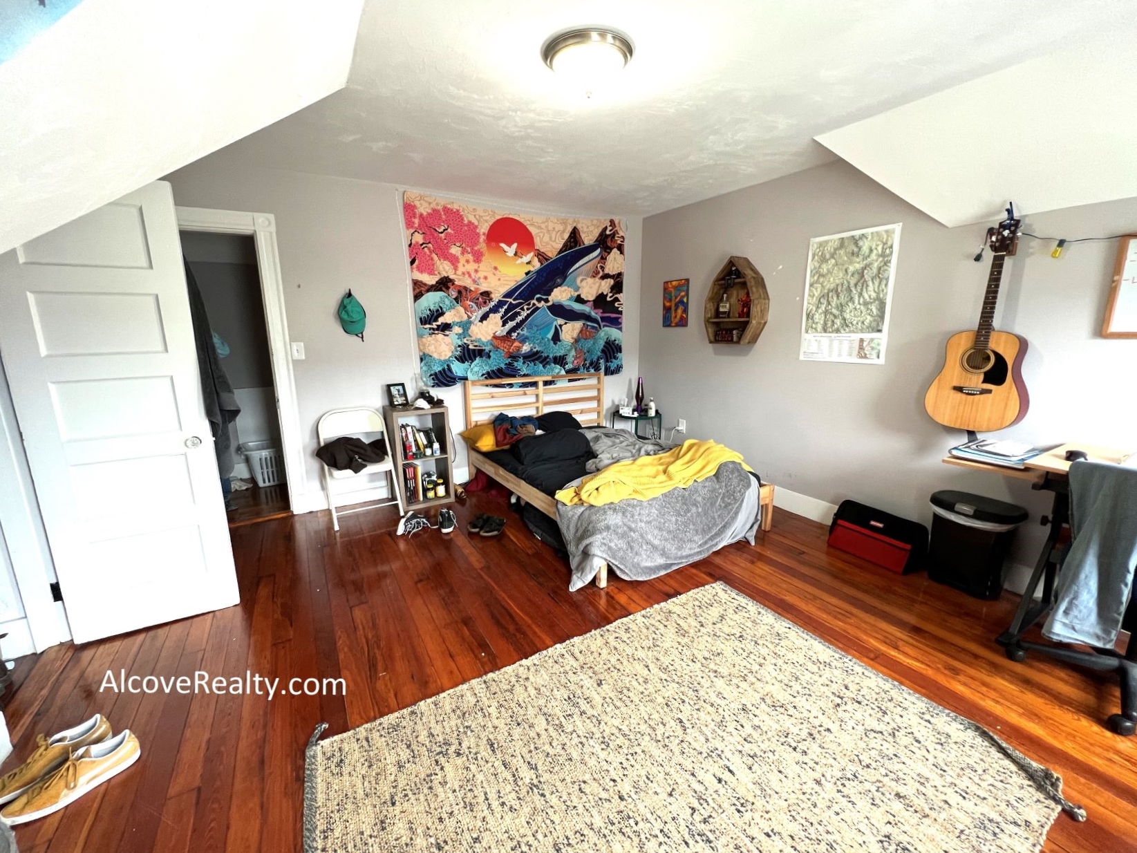 10 Cutter Ave, Davis Square