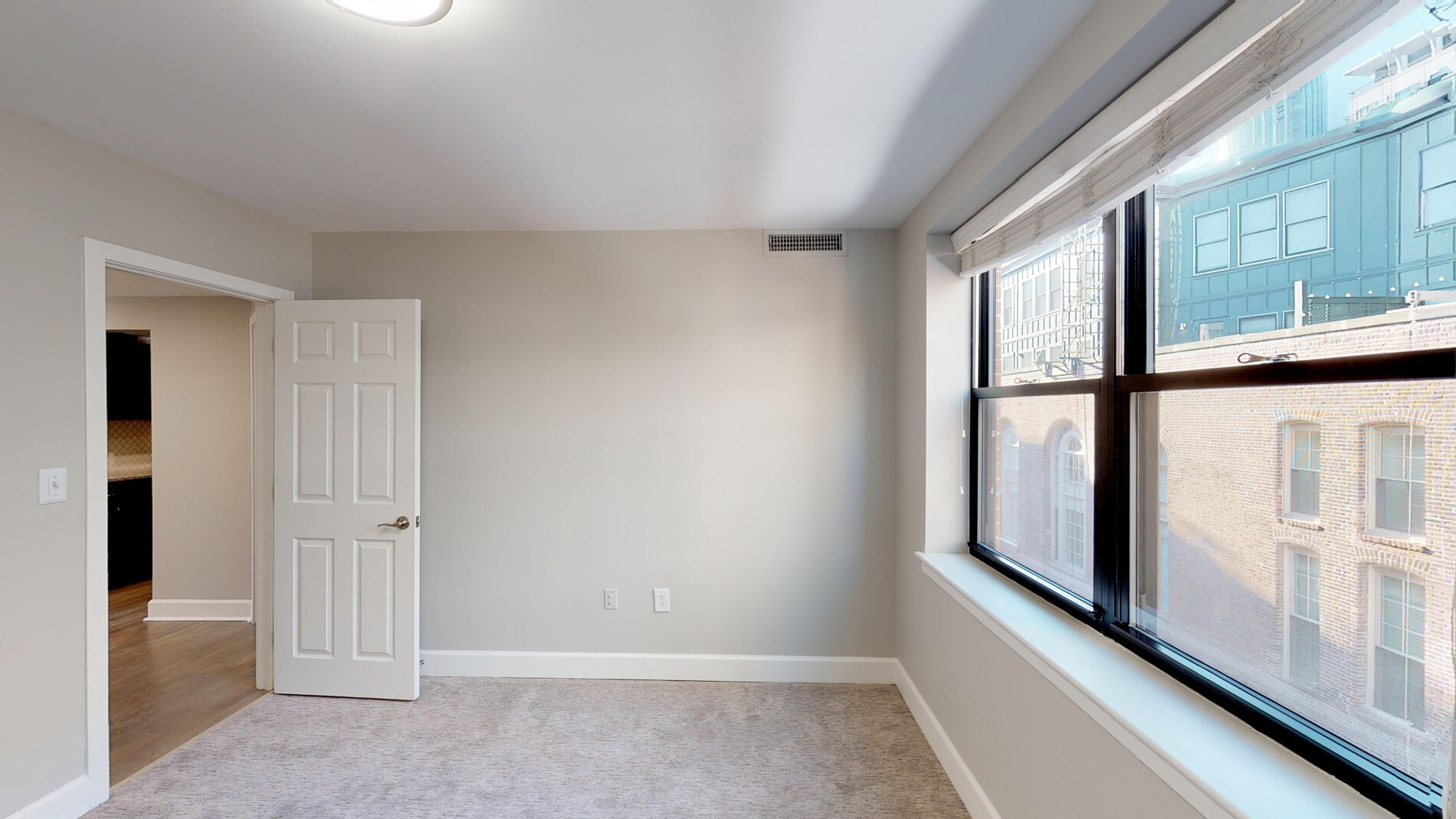 7 Harcourt, Back Bay