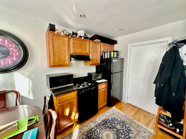 28 Fleet St, North End