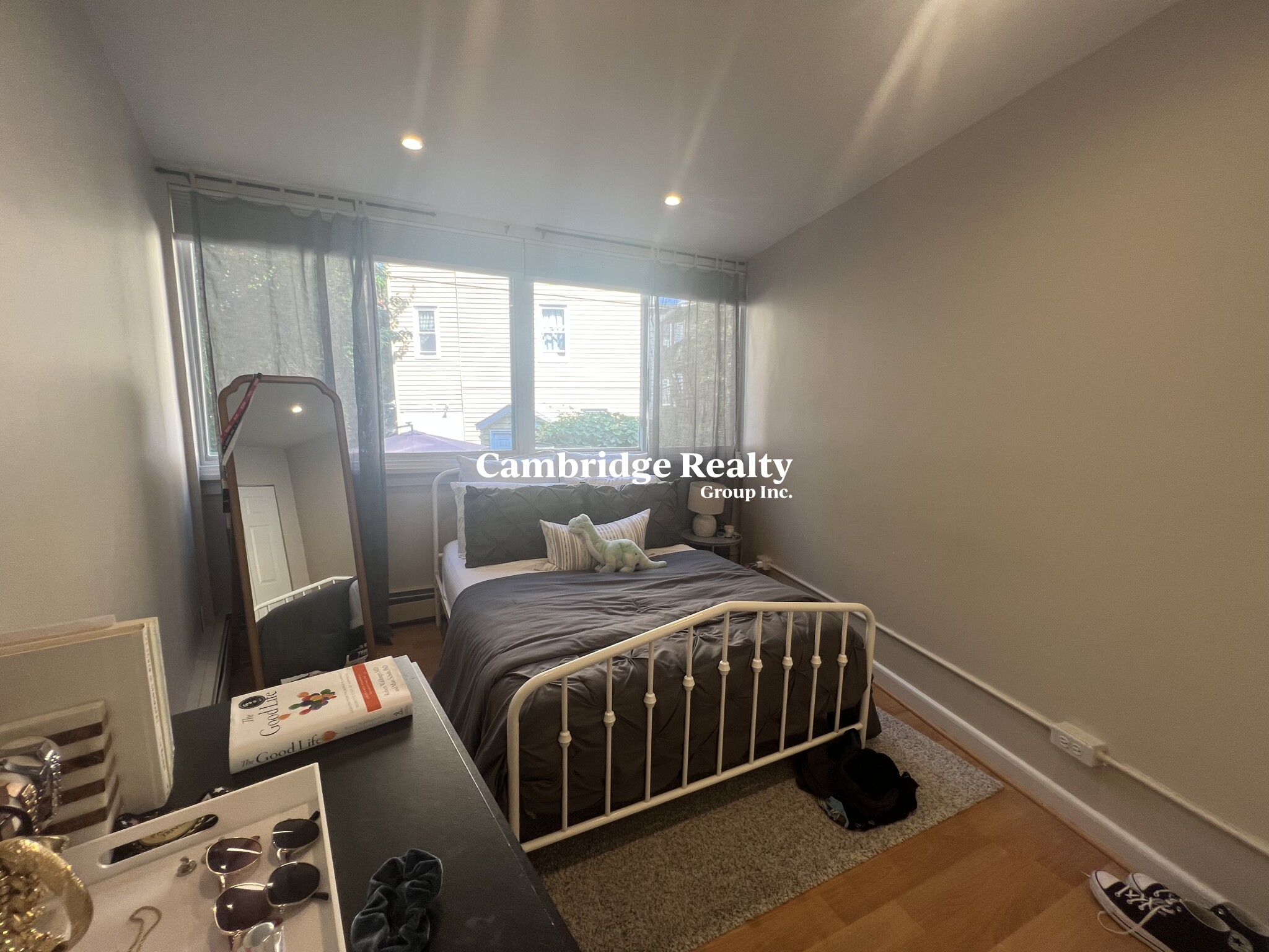 516 Green St, Central Square