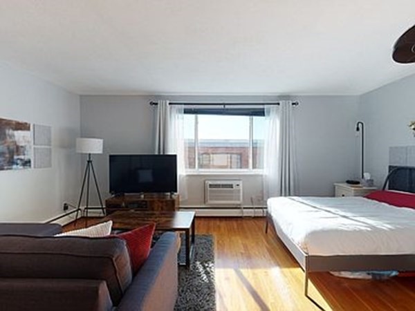 205 Kent St, Coolidge Corner