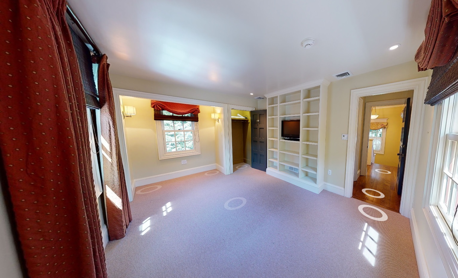 9 Foster Pl, West Cambridge