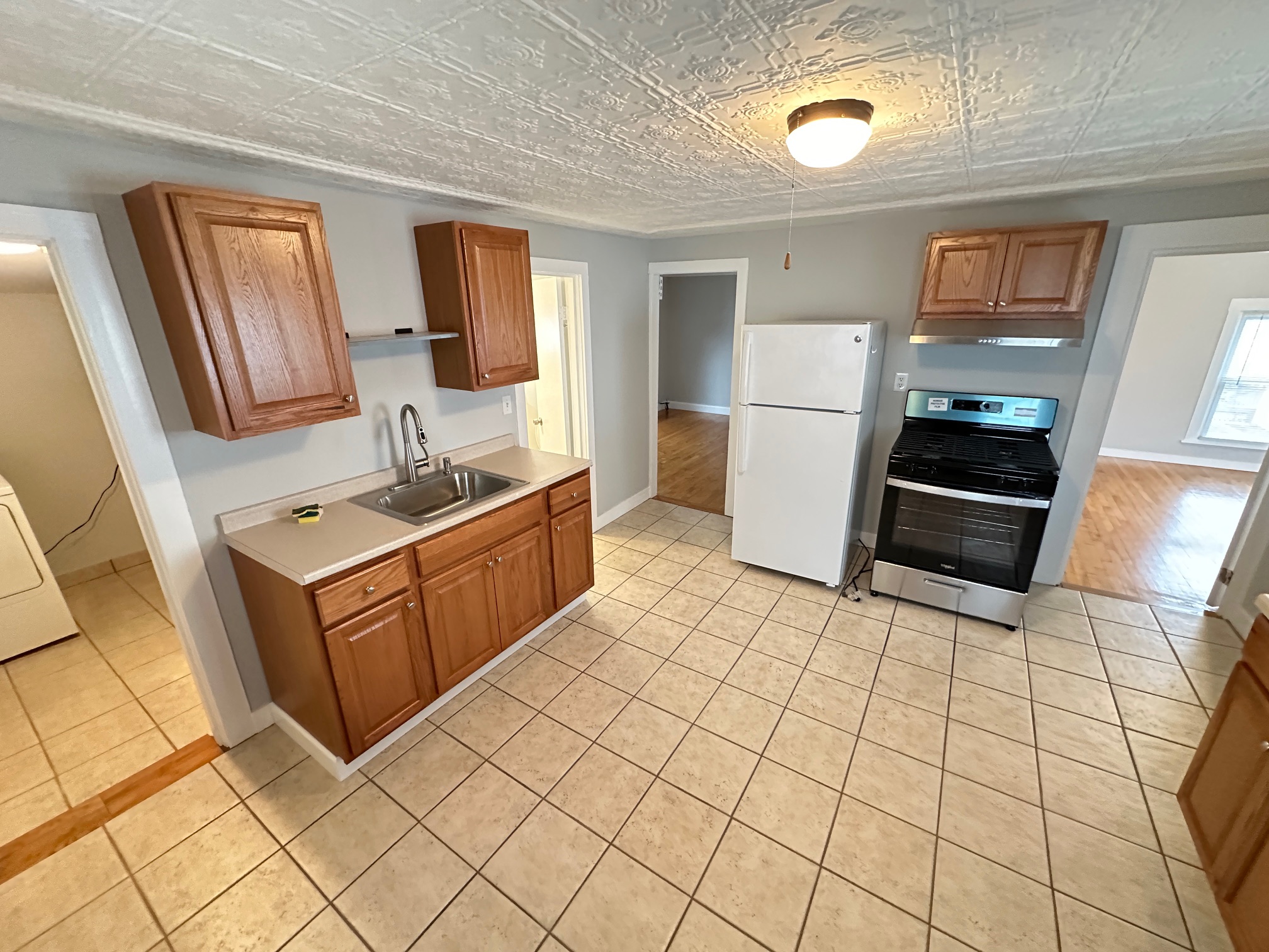 15 Pearl Ave, Winthrop