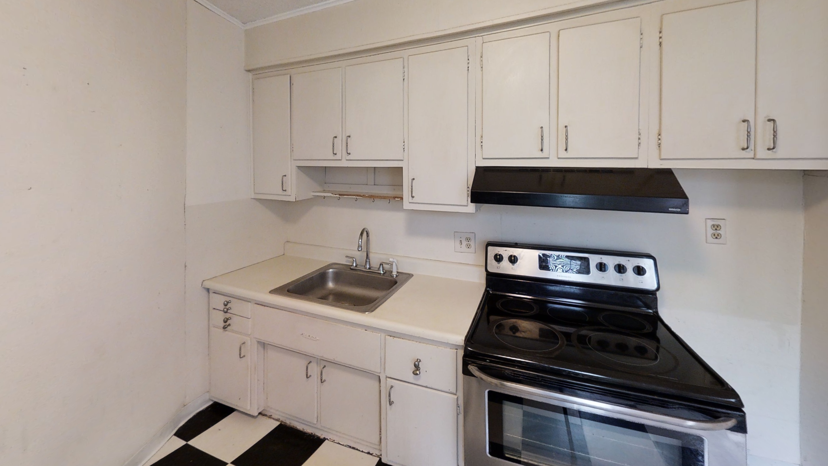 100 Lanark Rd, Brighton