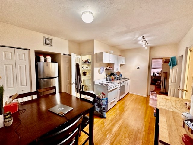 346 North St, North End