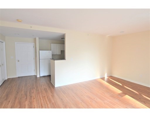 75 Peterborough St, Fenway