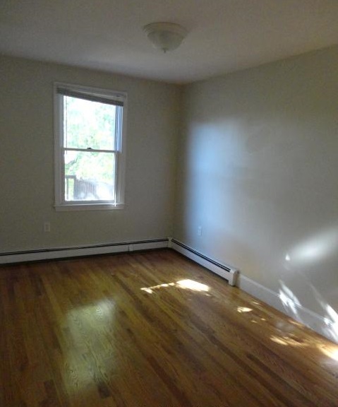 133 West 7th St, South Boston