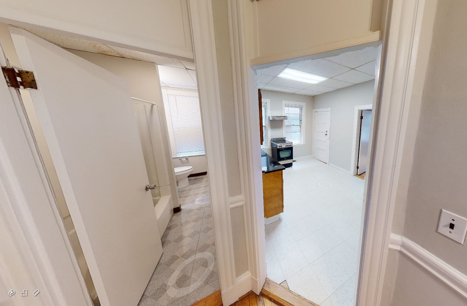 12 Pleasant St, Central Square