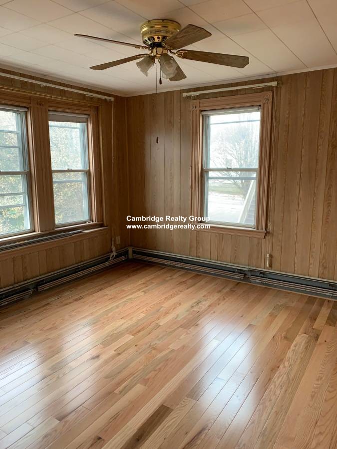 11 Elliot, Spring Hill