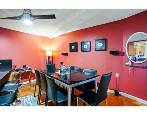 357 Commercial St, Waterfront