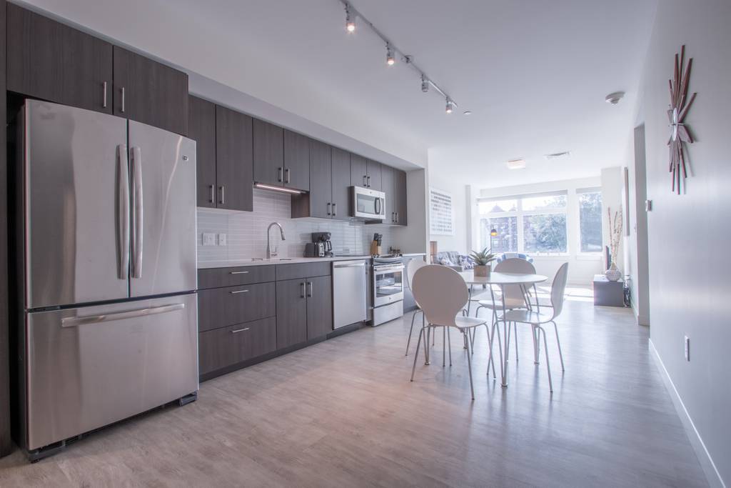 900 Beacon St, Fenway