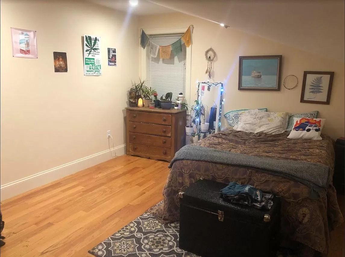 26 Bothwell, Brighton