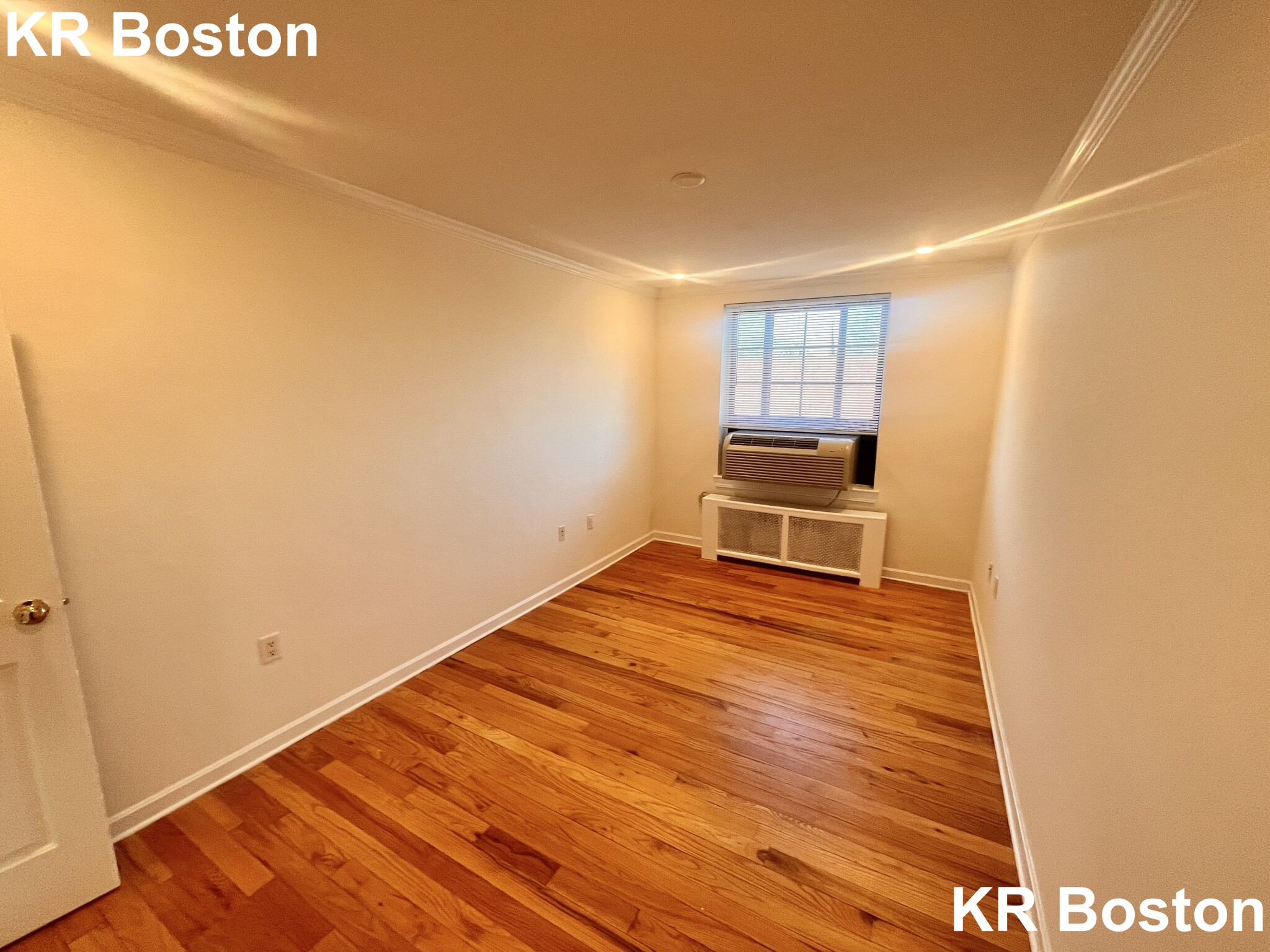 60 Brattle St, Harvard Square