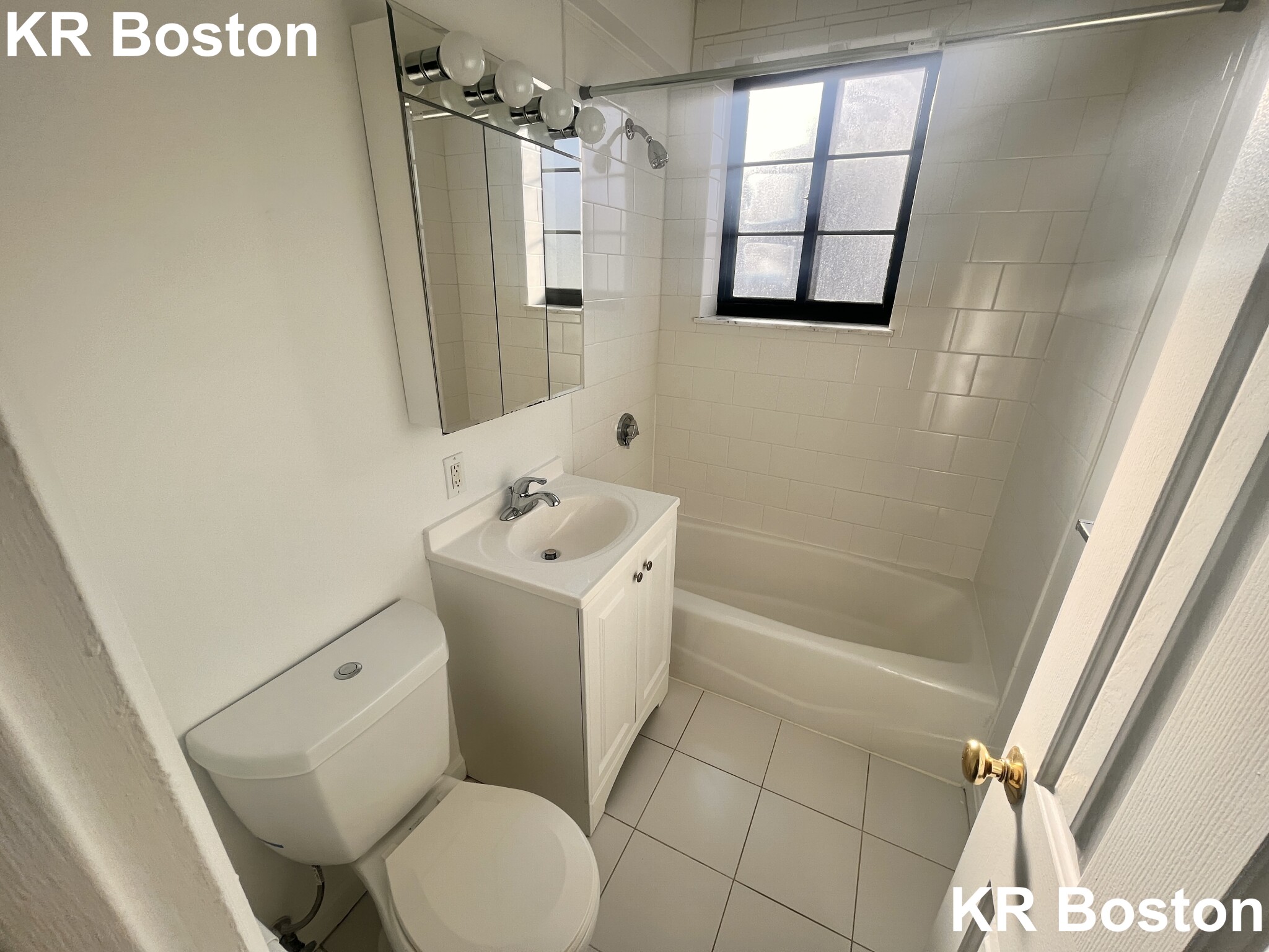 60 Brattle St, Harvard Square