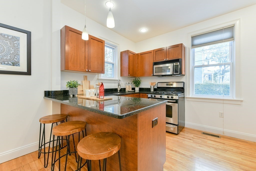 60 Magnolia Ave, East Boston