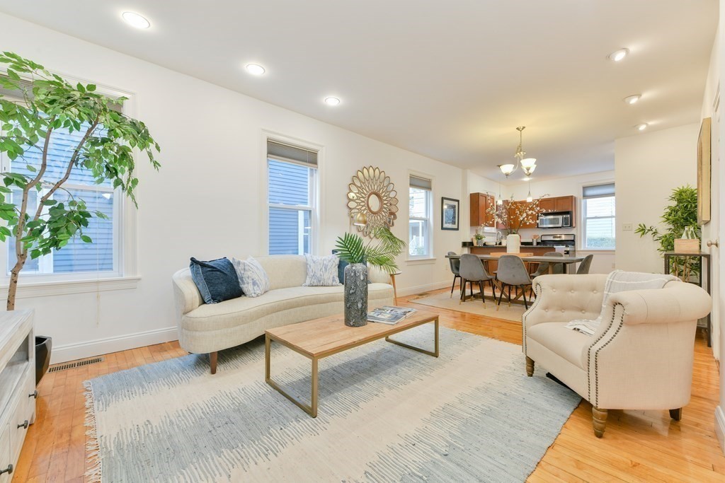 60 Magnolia Ave, East Boston