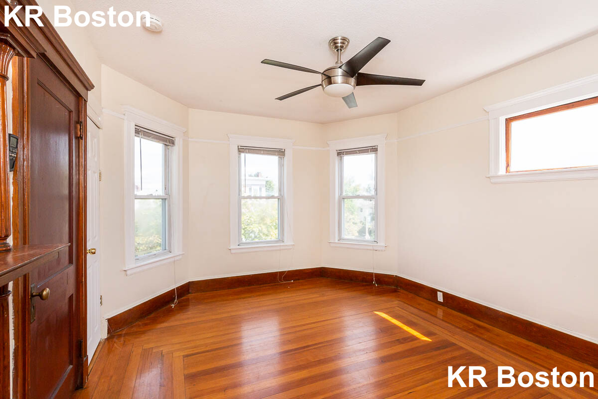 600 Broadway, Winter Hill