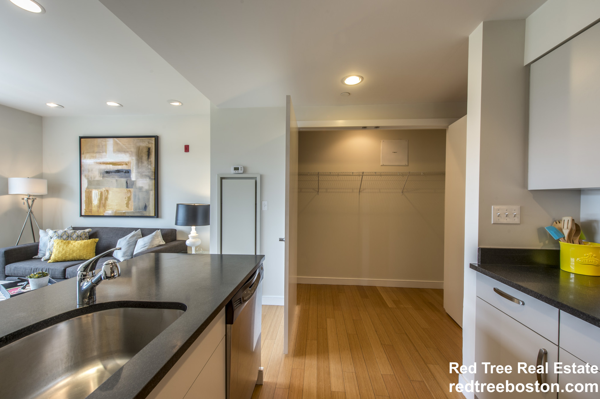 601 Albany St, South End