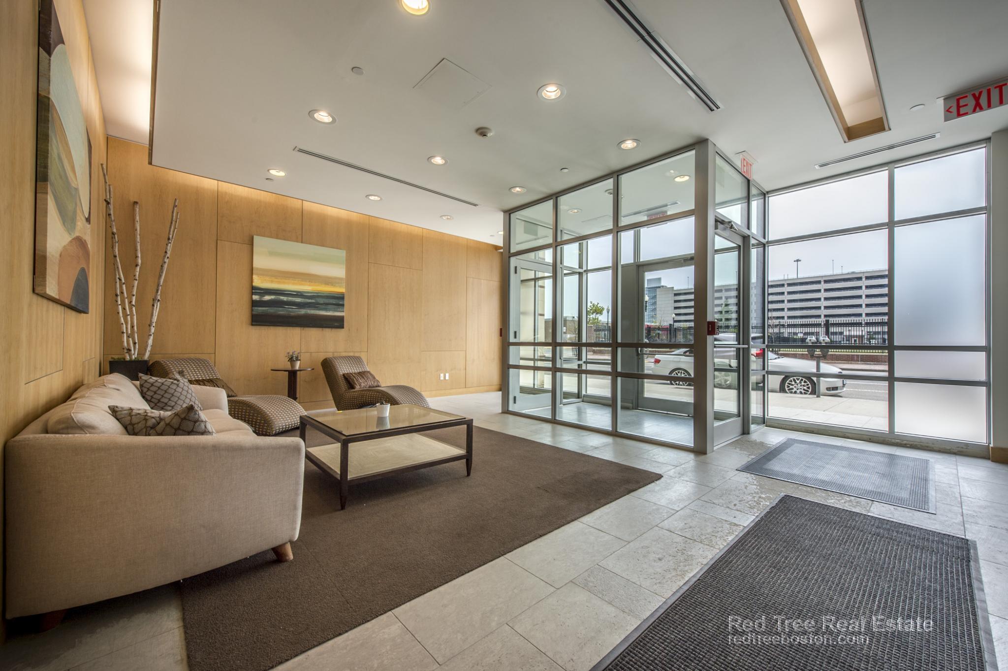 601 Albany St, South End