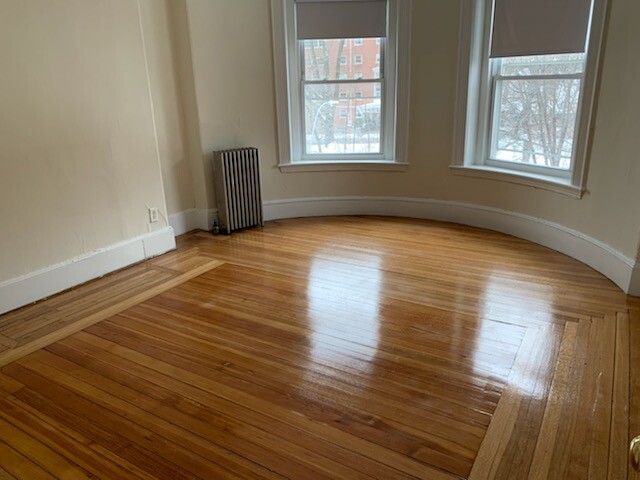 1589 Beacon St, Brookline