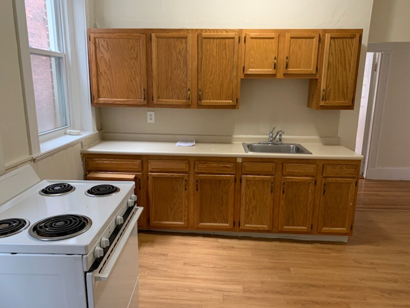 1589 Beacon St, Brookline